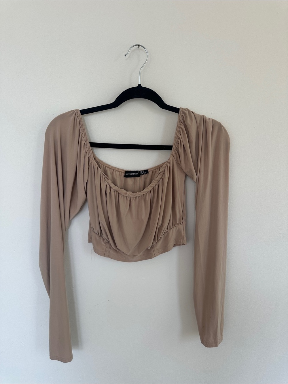PrettyLittleThing Taupe Long-Sleeve Cropped Scoop Neck Top